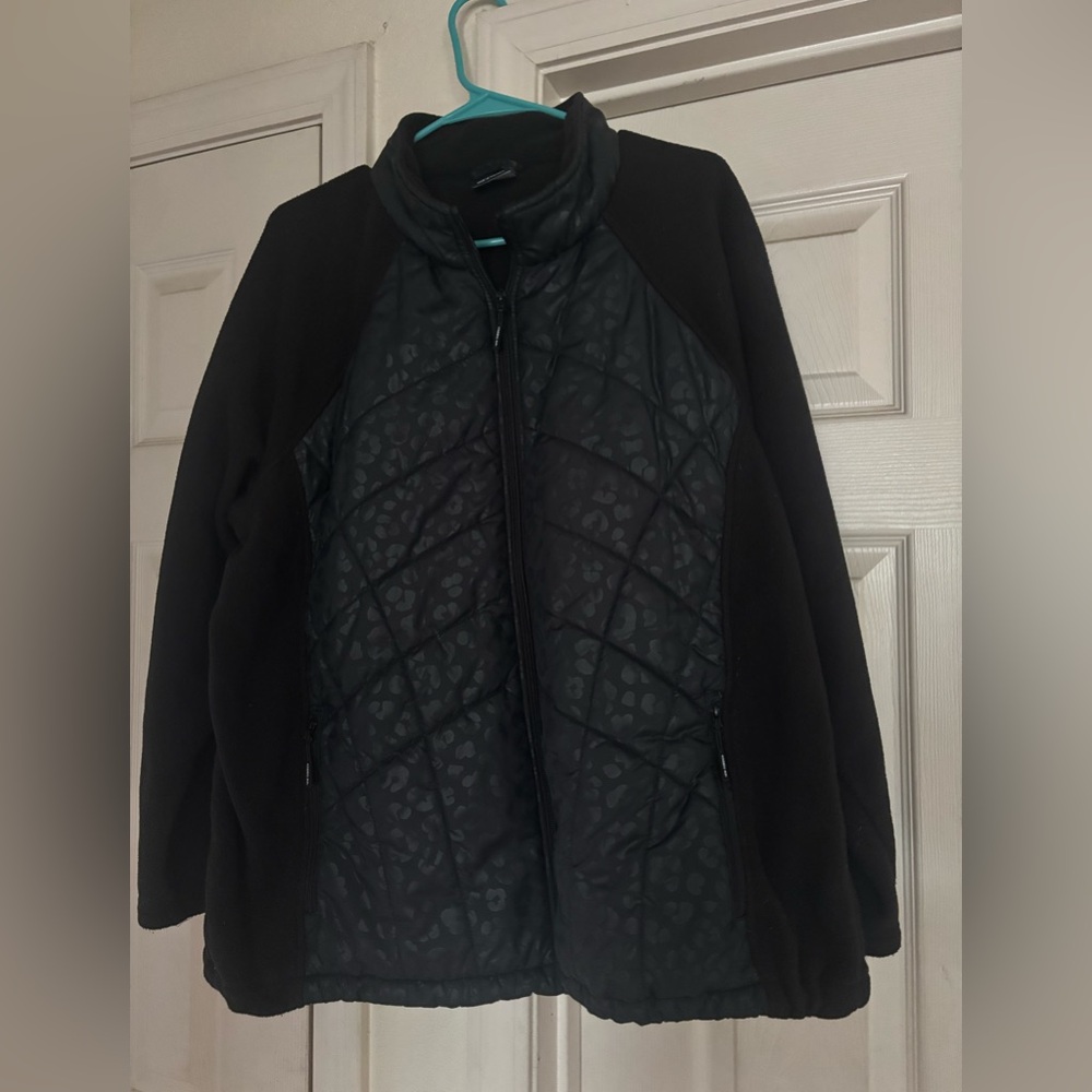Women’s EUC New Balance quilted and fleece zip up jacket size 2X